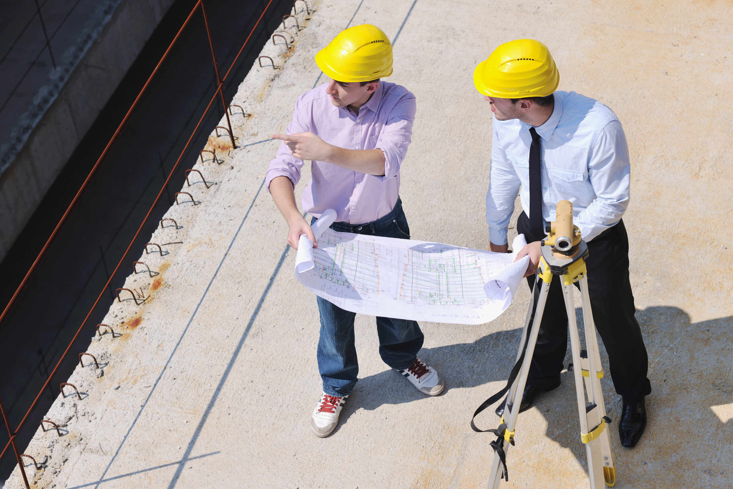 team of architects on construciton site